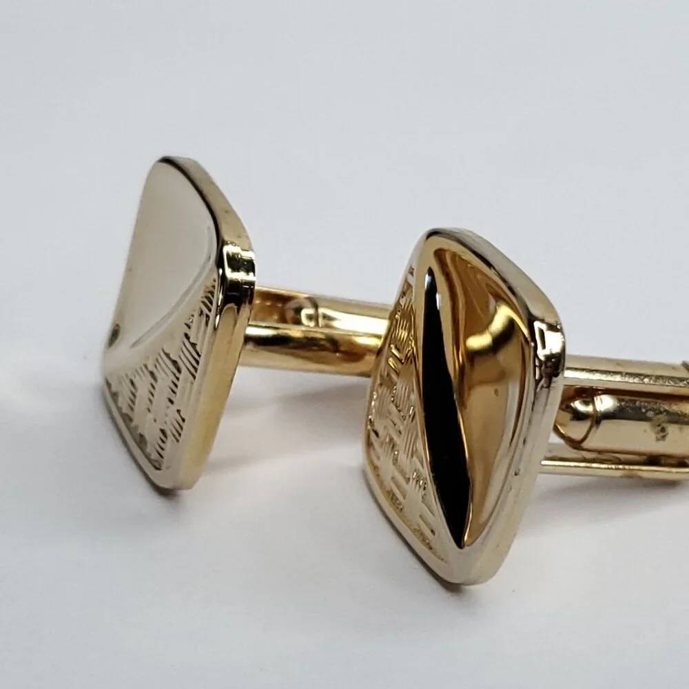 Vintage Cufflinks Gold Tone Square Basket Weave